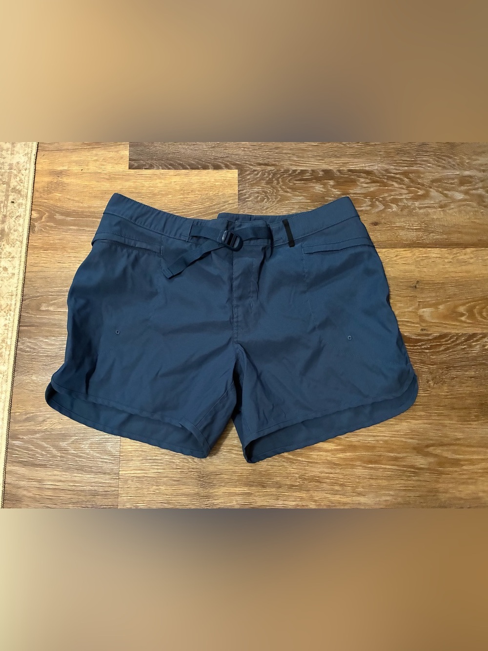 Helly Hansen Navy Quick Dry Shorts Size XL - Picture 2 of 8